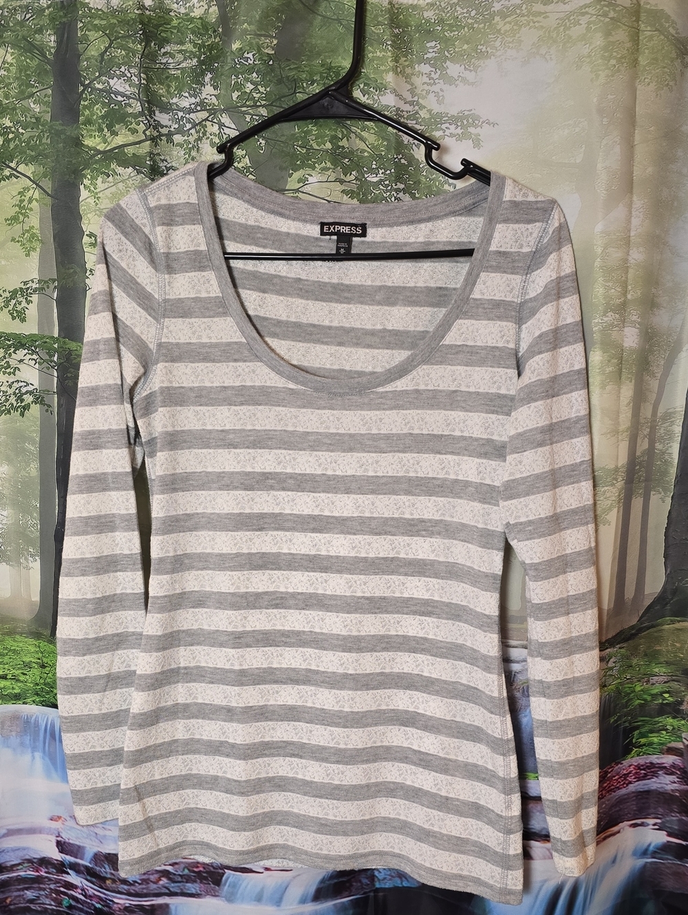 Express Gray & White Striped Long-Sleeve Scoop Neck Top